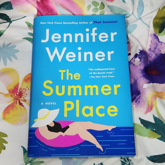 Other - The Summer Place by Jennifer Weiner Hardcover Book Novel